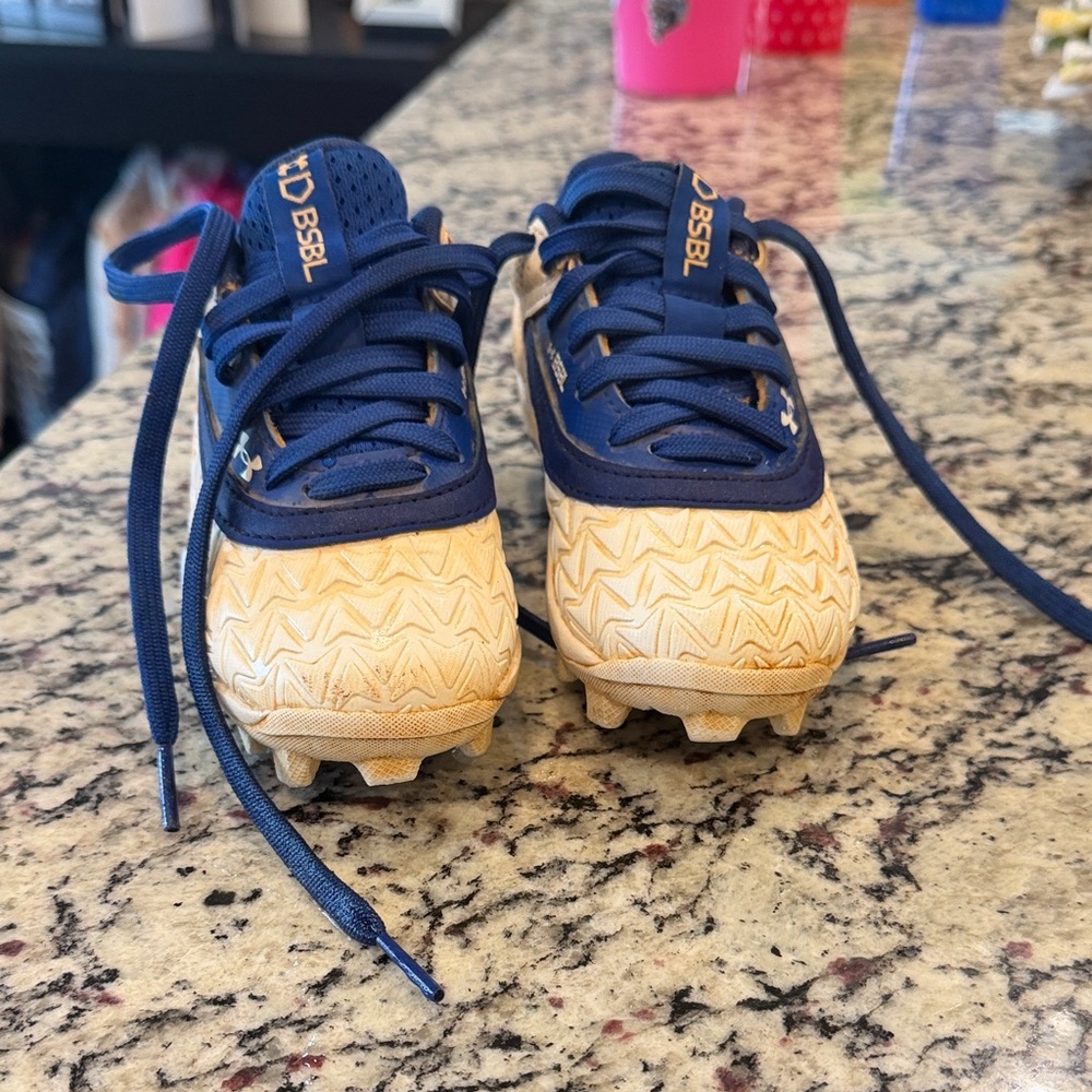 Under Armour blue and white Kids Baseball Cleats